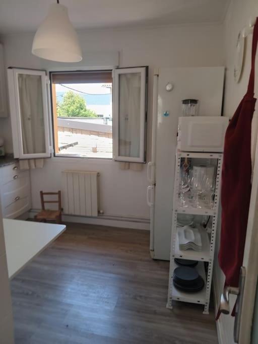 Апартаменты Preciosa Casa Bi-Familiar Al Lado De Donosti. Ирун Экстерьер фото